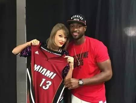 詹姆斯强调 詹姆斯强调