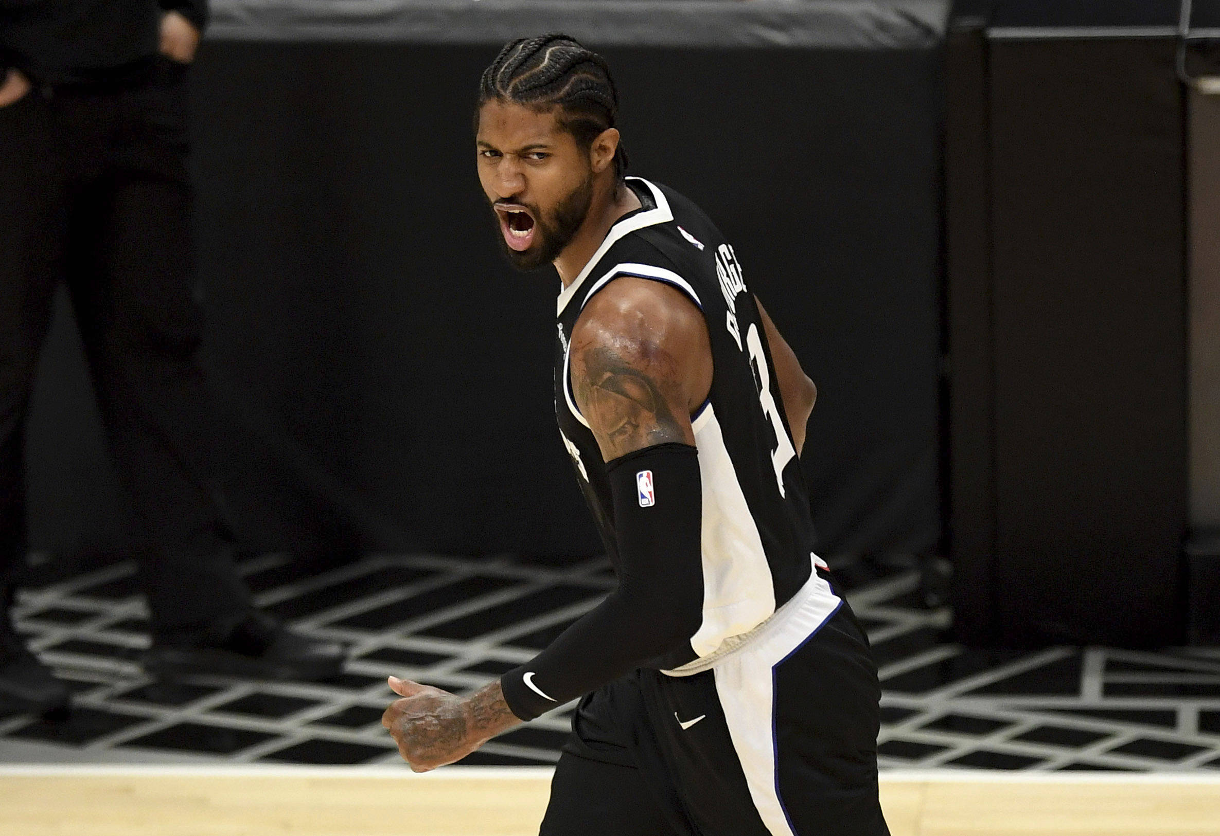 转换防守 转换防守